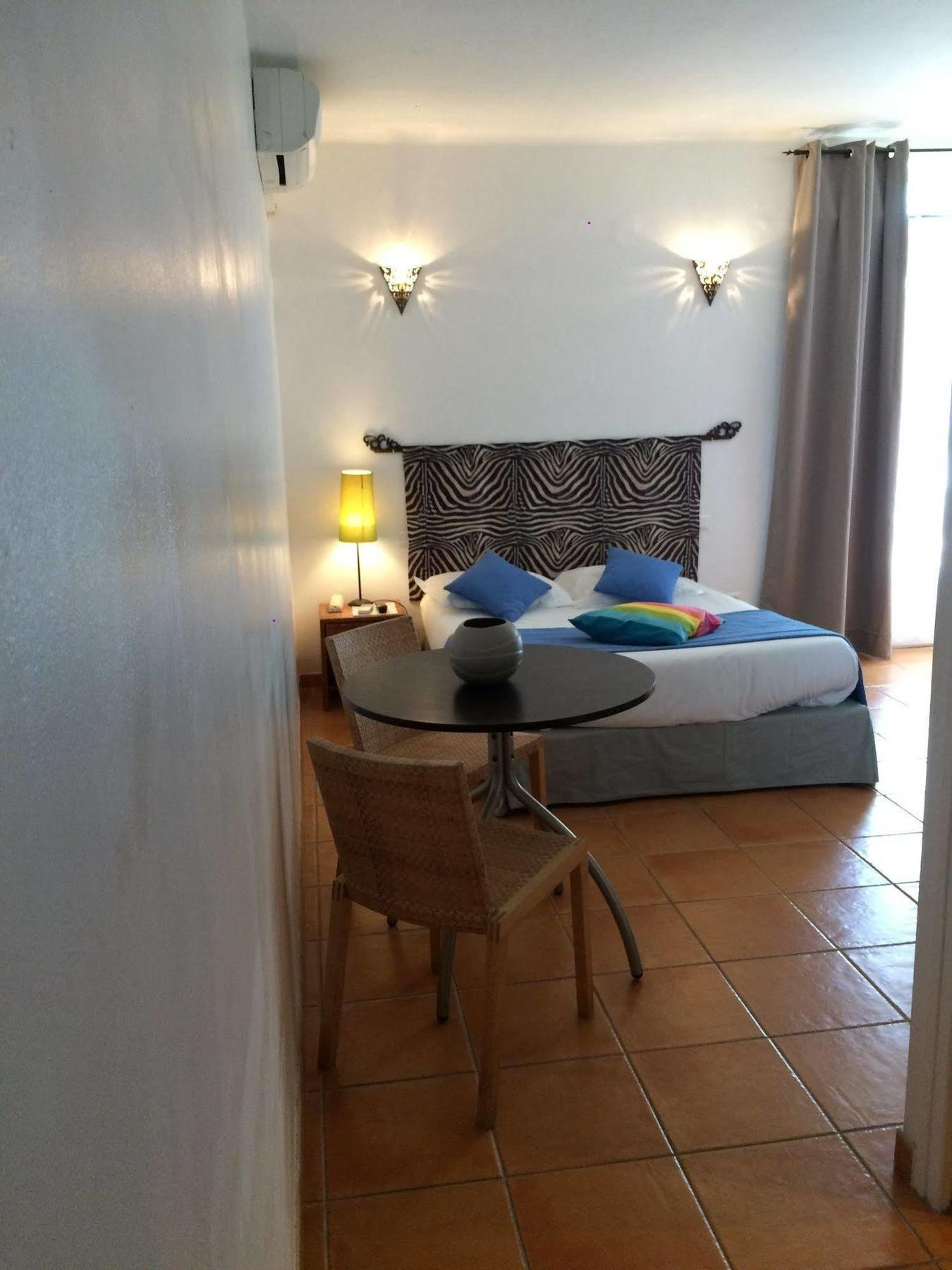Hotel-Motel Agosta Plage Porticcio  Exterior photo